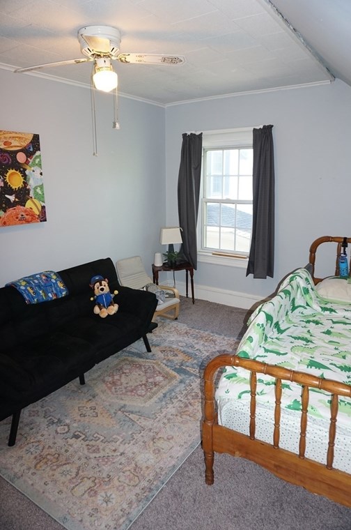 47 10th St, Lowell MA  01850-2123 exterior