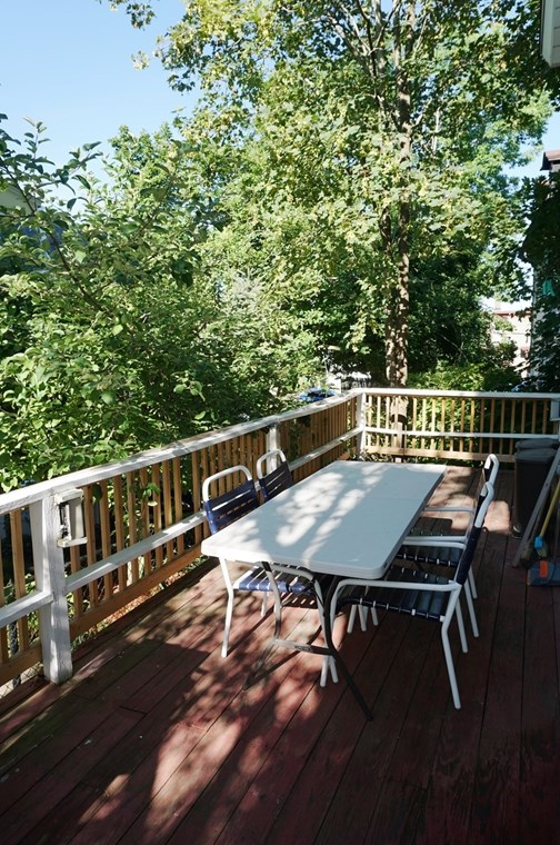 47 10th St, Lowell MA  01850-2123 exterior