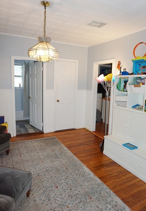 47 10th St, Lowell MA  01850-2123 exterior