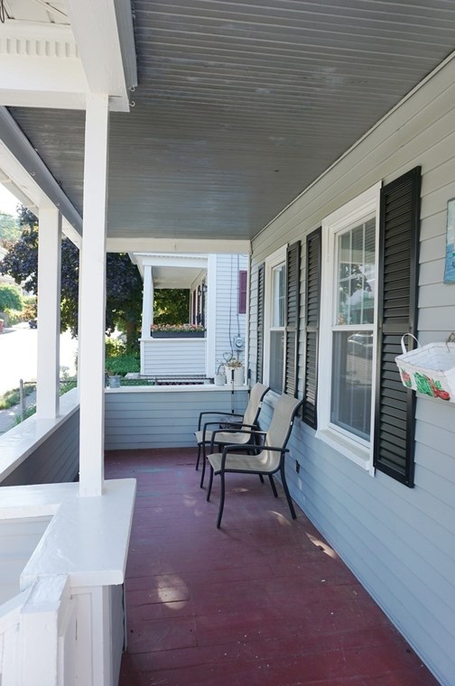 47 10th St, Lowell MA  01850-2123 exterior