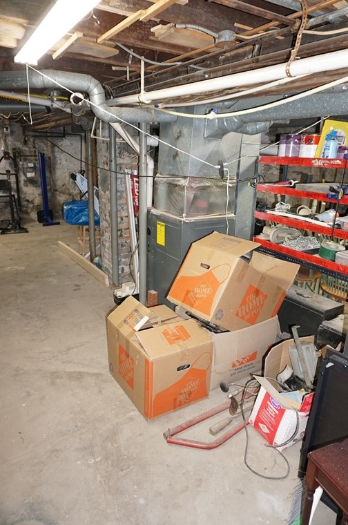 47 10th St, Lowell MA  01850-2123 exterior