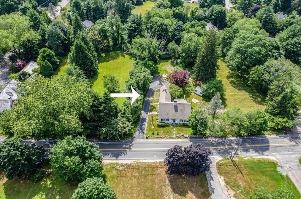 526 Main St, Hanover MA 02339-1550 exterior