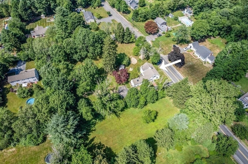 526 Main St, Hanover MA 02339-1550 exterior