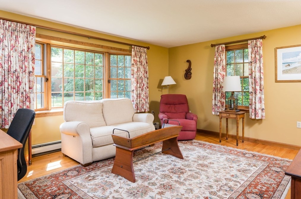 42 Crabtree Rd, Plymouth MA  02360-3147 exterior