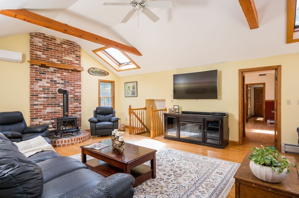 42 Crabtree Rd, Plymouth MA  02360-3147 exterior