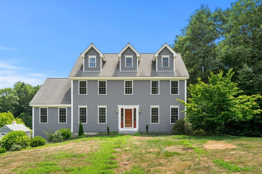 1 Moore Dr, Shirley, MA 01464