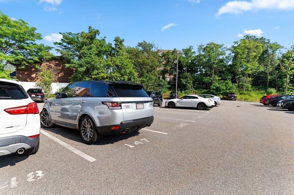 133 Commander Shea Blvd, Quincy MA  02171-1560 exterior