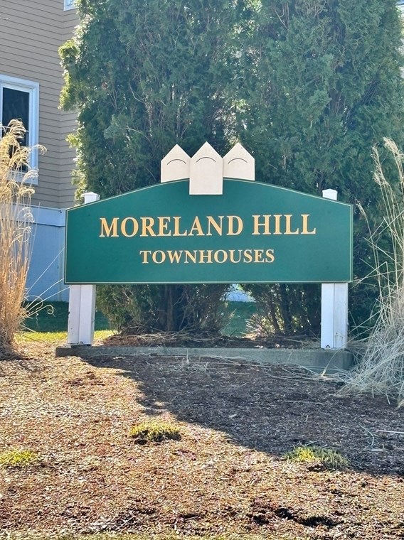 44 Wrentham Rd, Worcester, MA 01602-1340