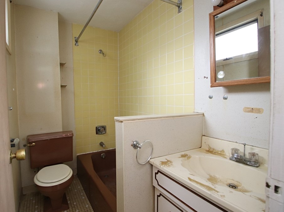 60 Milton St, Malden MA 02148-3238 exterior