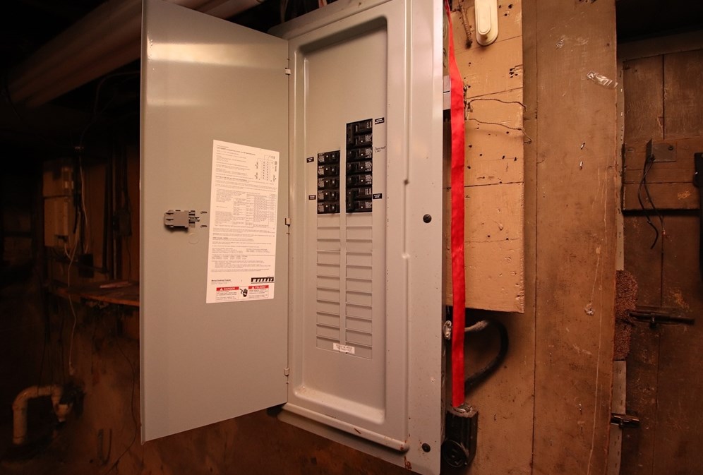 60 Milton St, Malden MA 02148-3238 exterior