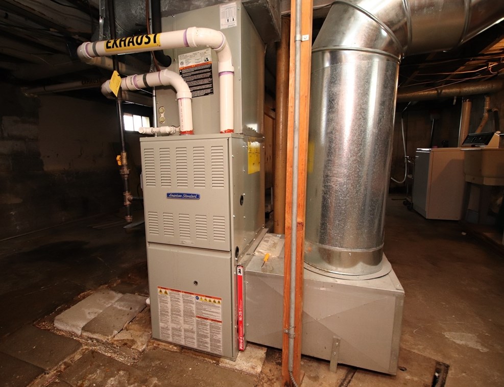 60 Milton St, Malden MA 02148-3238 exterior