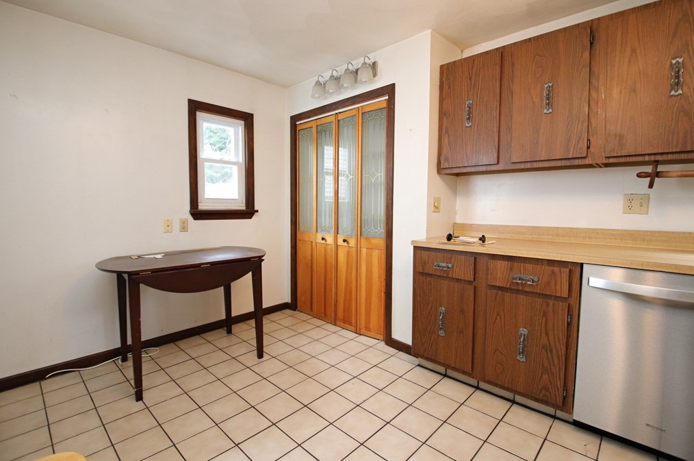 60 Milton St, Malden MA 02148-3238 exterior