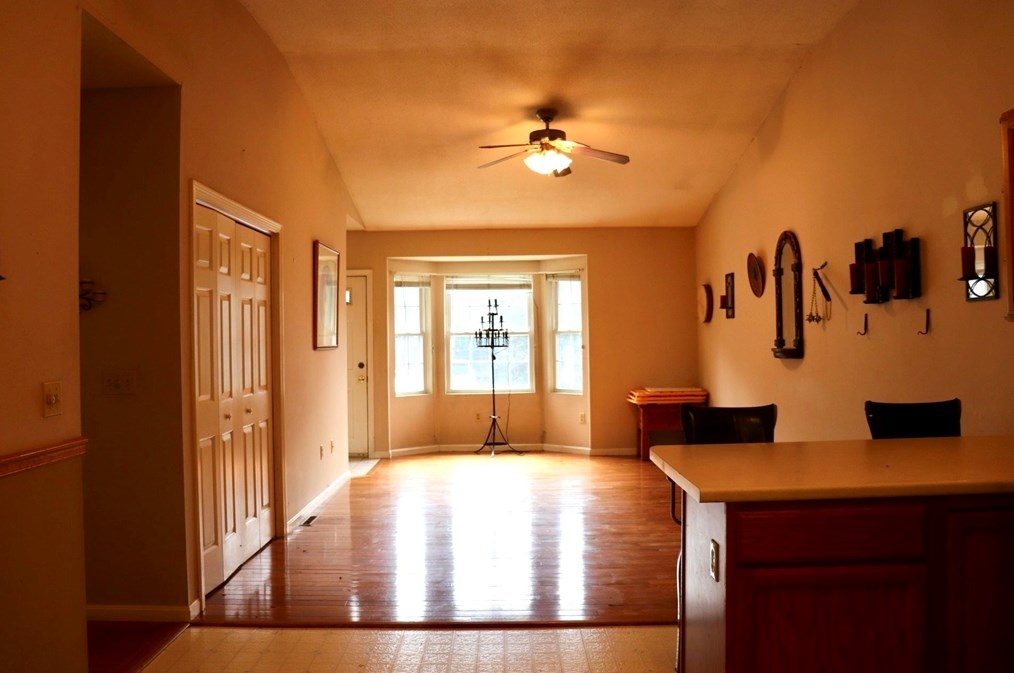 104 Johnson Rd #1005, Chicopee, MA 01022