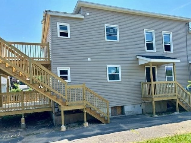 2 Archie St, Chicopee, MA 01020