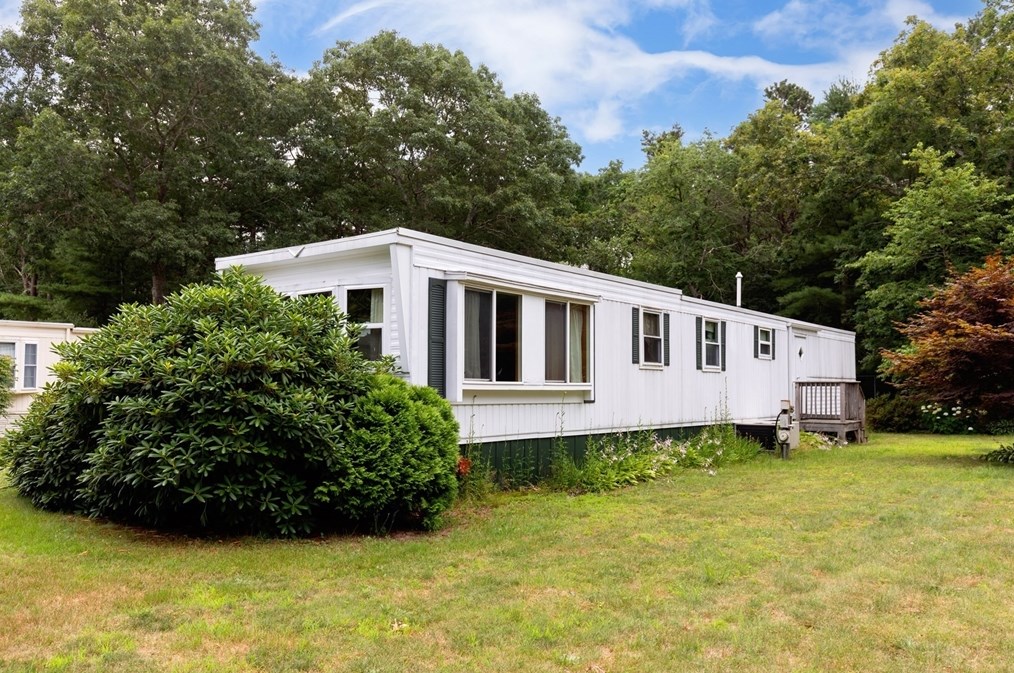 6 Deer Hill Ln, Plymouth, MA 02360