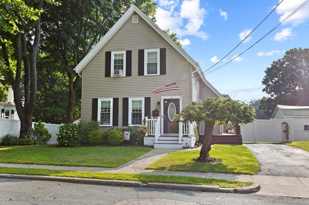 116 Stetson St, Whitman, MA 02382