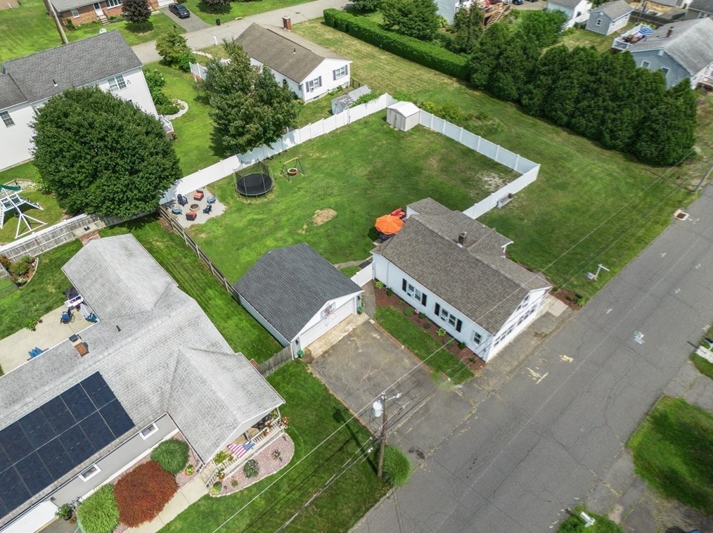 51 Maplehurst Ave, East Longmeadow MA  01028-1711 exterior