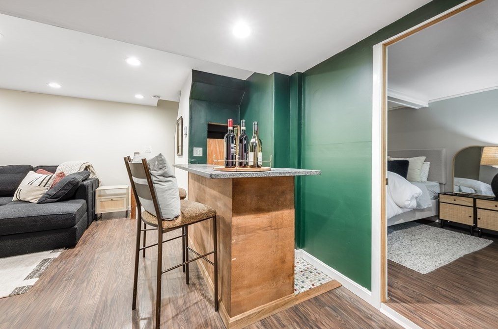 93 Forbes Hill Rd, Quincy MA  02170-3605 exterior