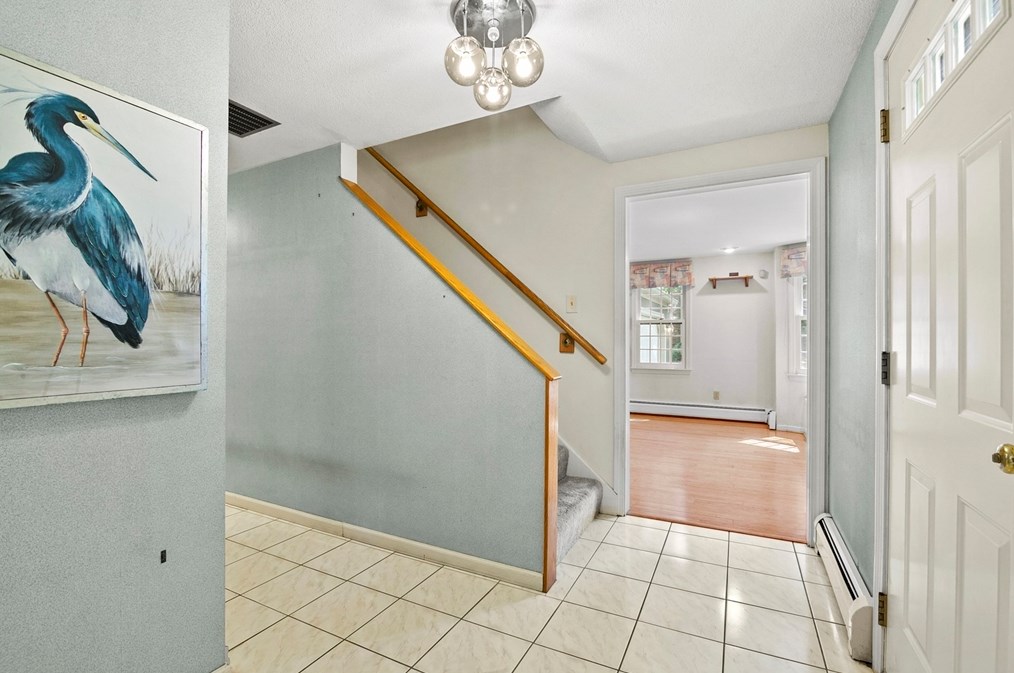 28 Revere Rd, Springfield, MA 01106