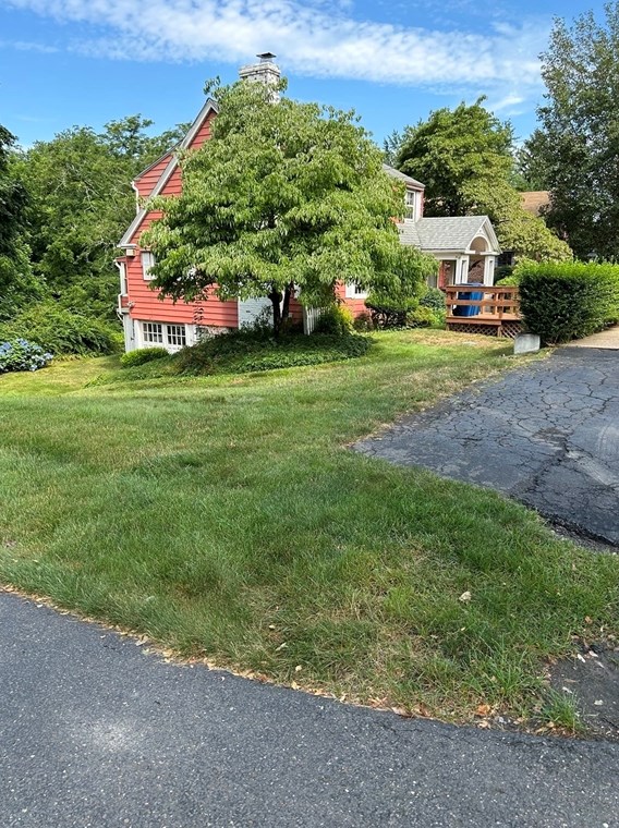 14 Hillcrest Ave, West Springfield, MA 01089