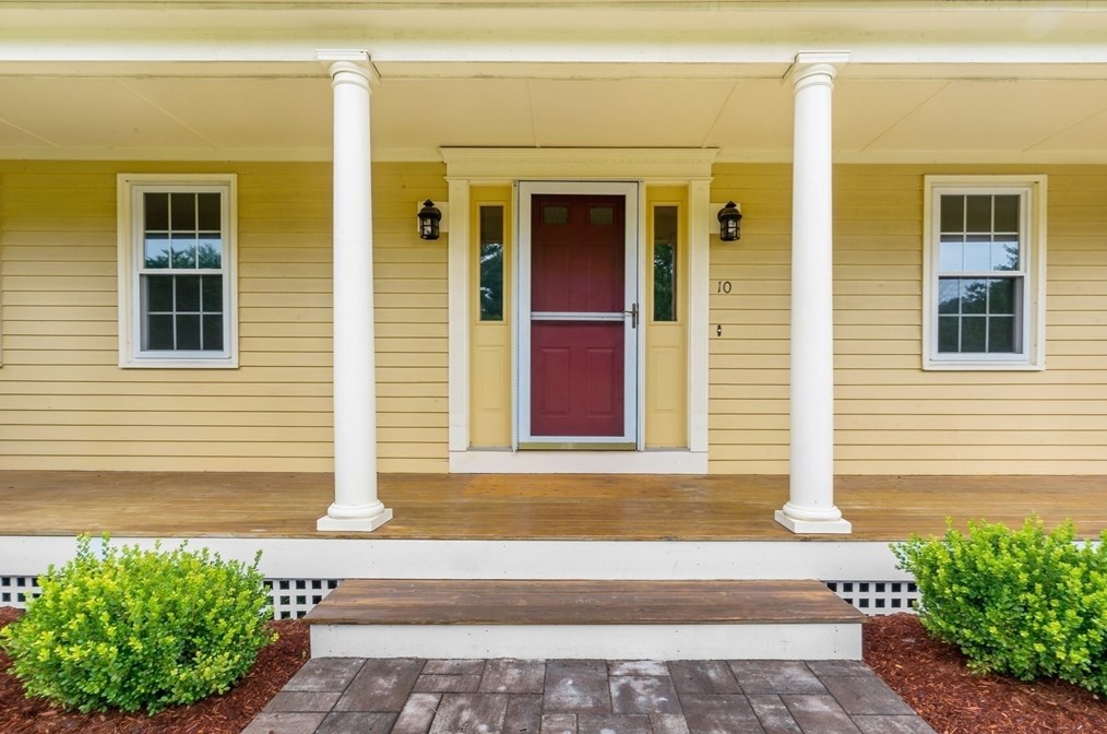 10 Nichols St, Rehoboth, MA 02769