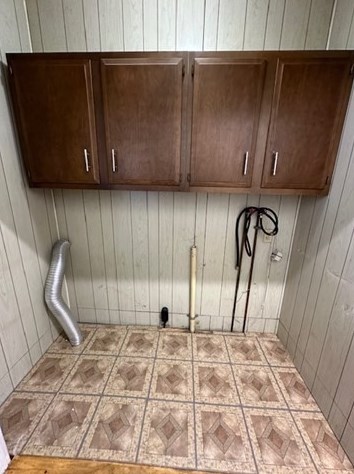 53 Russell St, Worcester MA  01609-3413 exterior