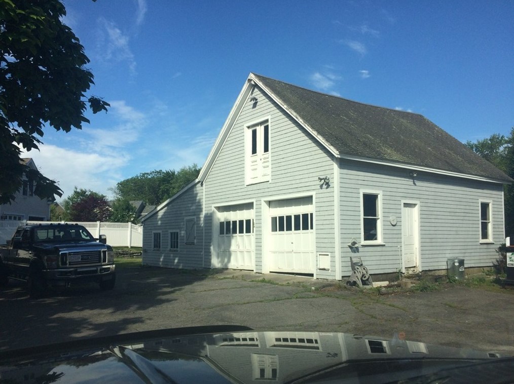 175 Clinton Rd, Sterling, MA 01564