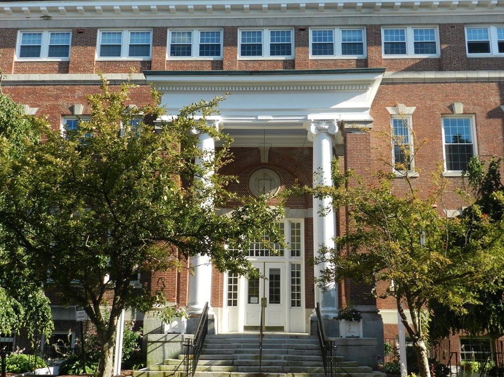 52 Sanborn St #302, Reading, MA 01867