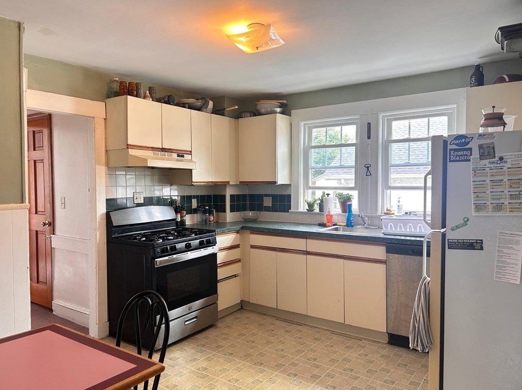 27-29 Edenfield #2, Watertown, MA 02472