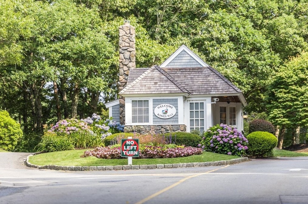 13 Blueberry Path, Yarmouth, MA 02675-1475