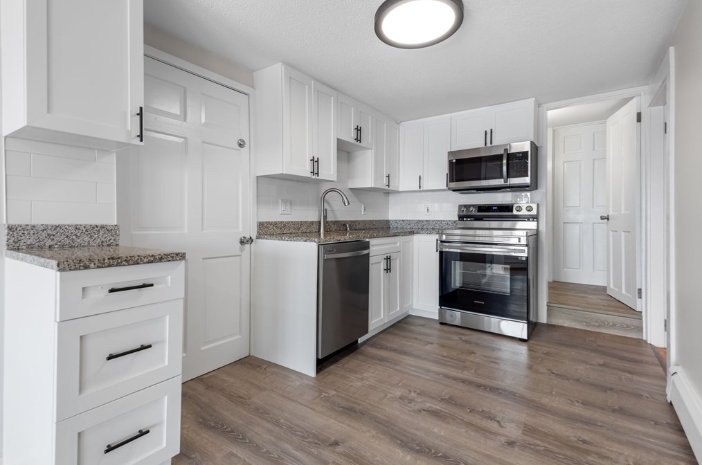 284 Endicott Ave, Revere, MA 02151 exterior