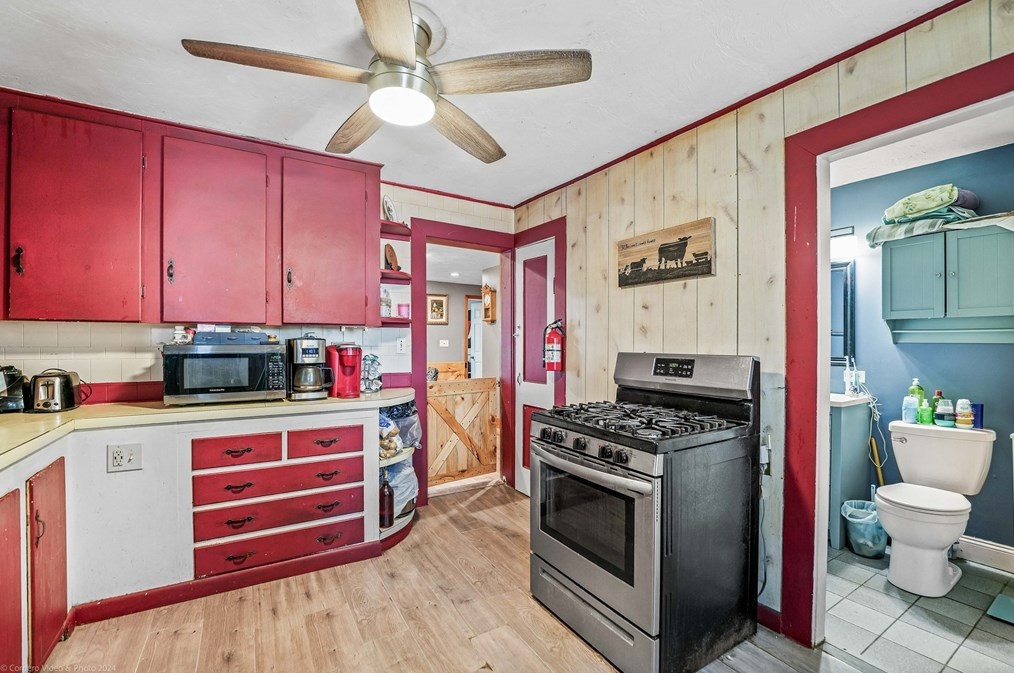 66 Lyman St, Worcester, MA 01603