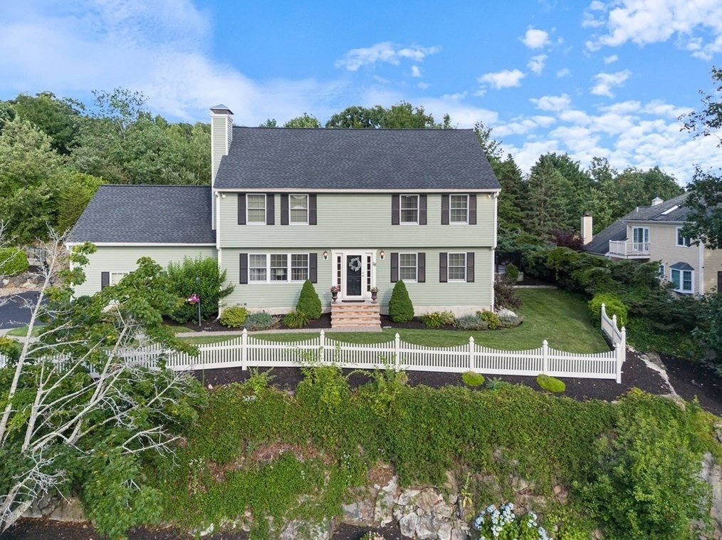 28 Blacksmith Way, Saugus, MA 01906