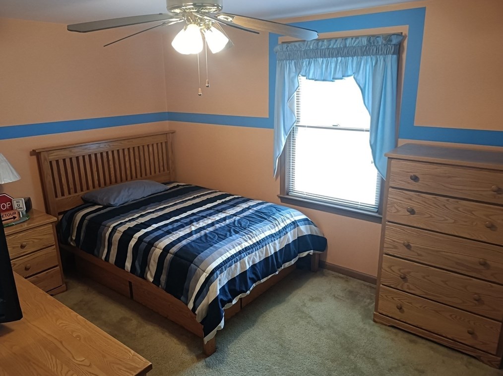 39 Lane Farm Rd, Dartmouth MA 02747-3579 exterior