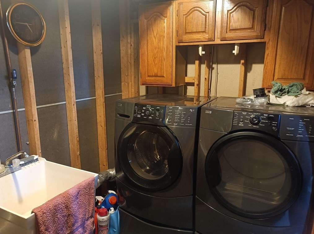 39 Lane Farm Rd, Dartmouth MA 02747-3579 exterior