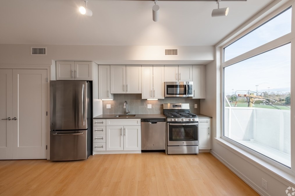 77 New #123, Cambridge, MA 02138