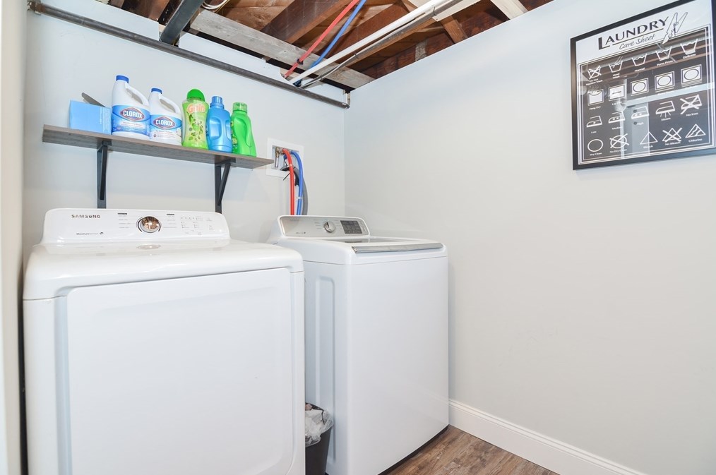 48 Tremont St, Dartmouth MA 02748-2432 exterior