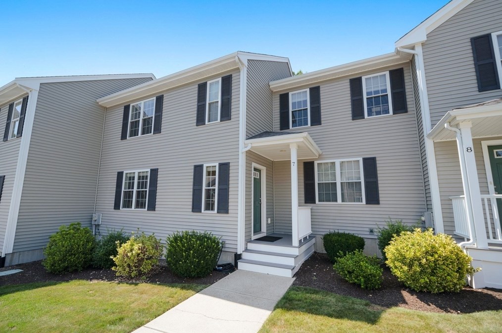 101 Cherry St #7, Plymouth, MA 02360