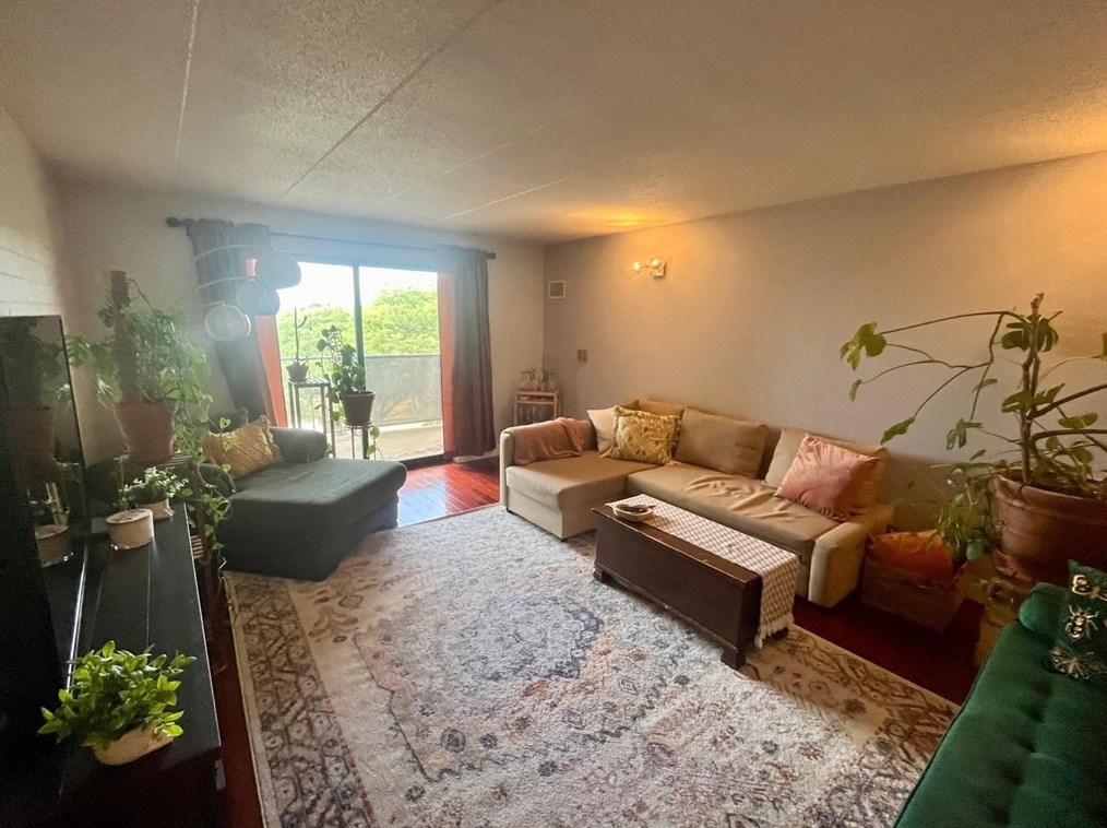 165 Quincy Shore Dr Apt C42, Quincy, MA 02171