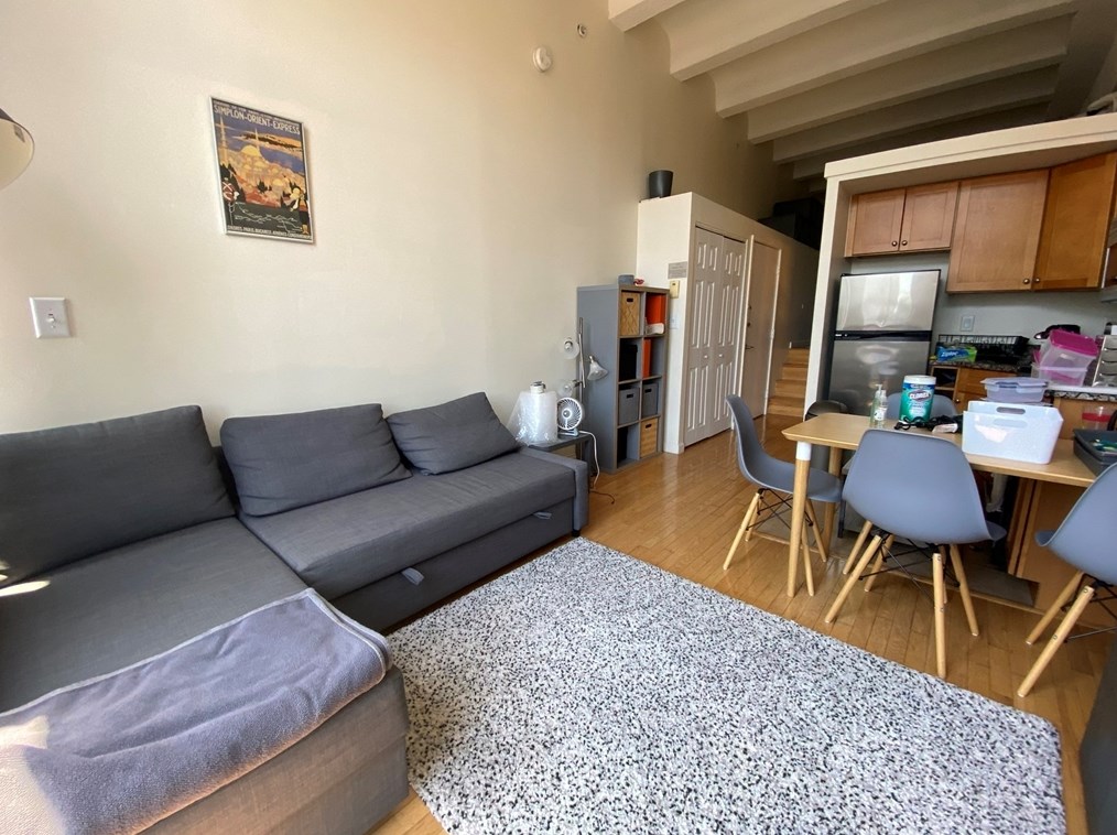 12 Stoneholm St Apt 508, Boston, MA