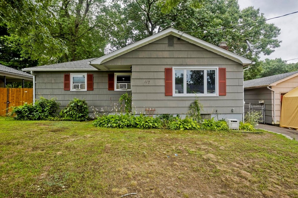 117 Marten St, Chicopee, MA 01020