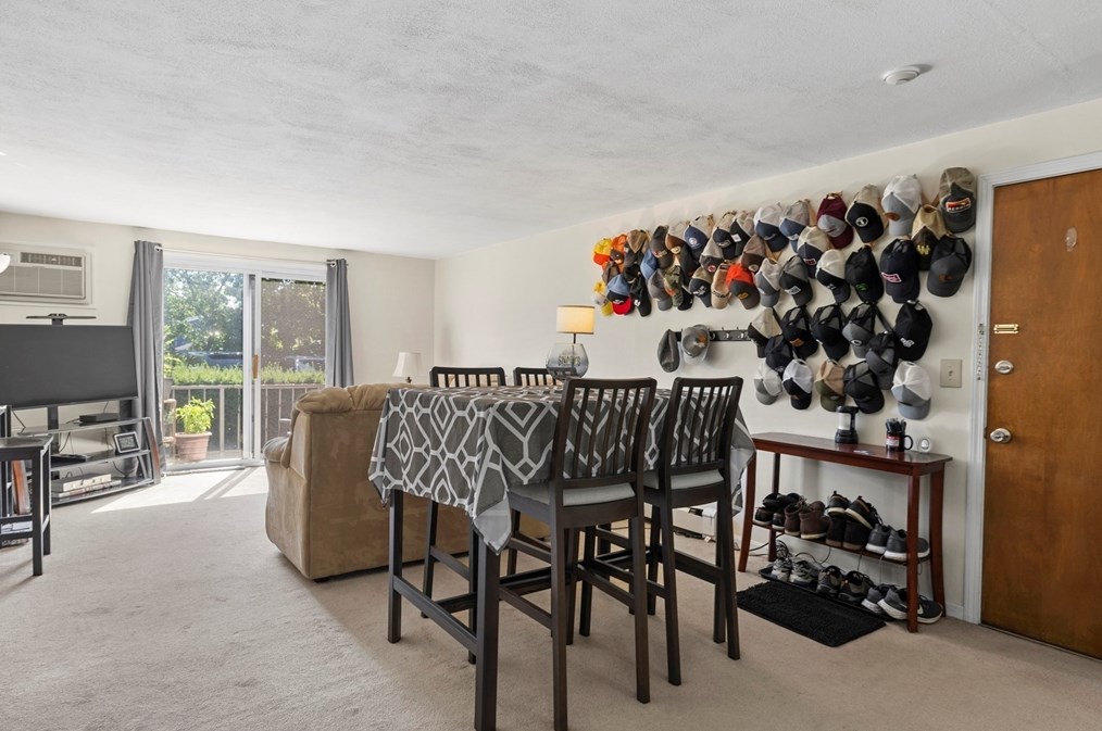 56 Townsend St #a4, Abington, MA 02351