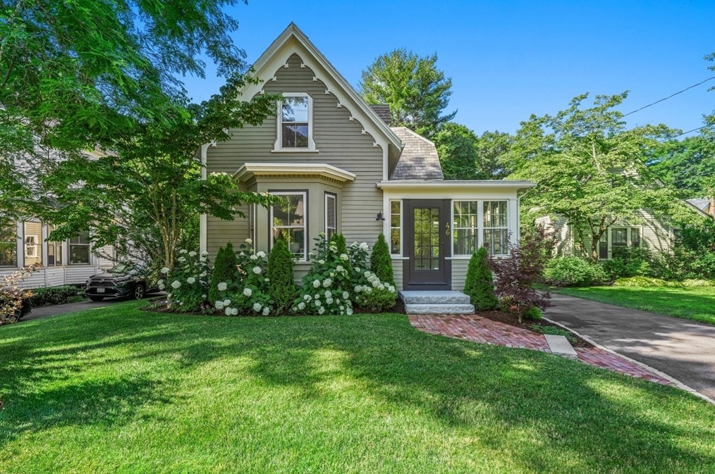 46 Central St, Newton, MA 02466