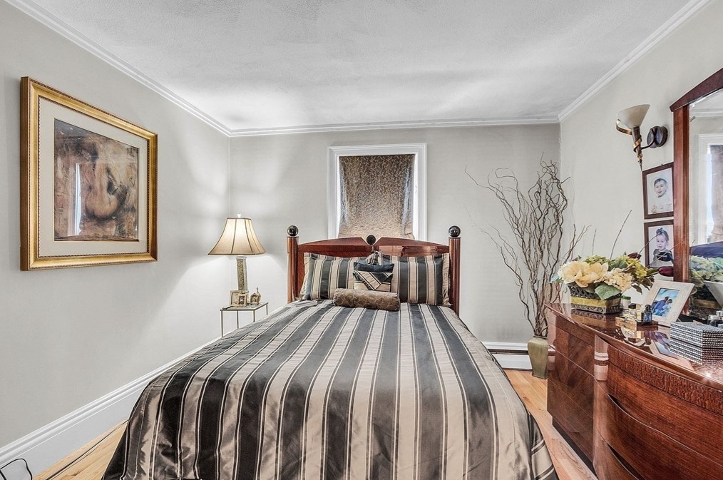 37 Aborn St, Peabody MA 01960-6041 exterior