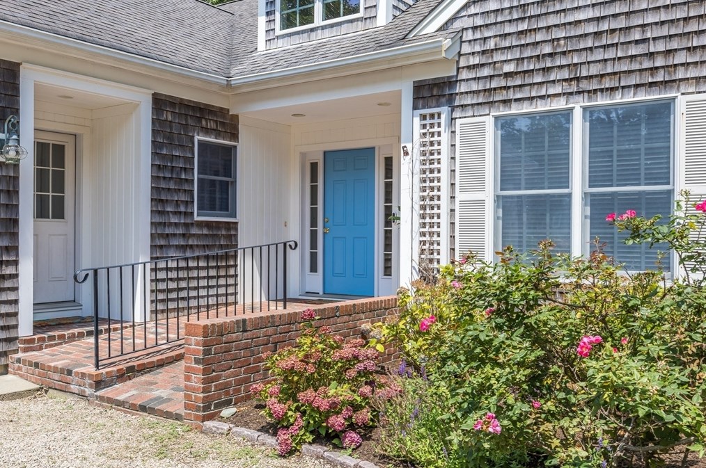 126 Round Cove Rd, Chatham, MA 02633