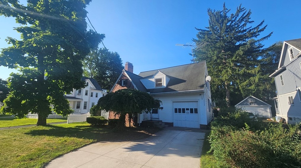 159 Bliss Rd, Springfield, MA 01106