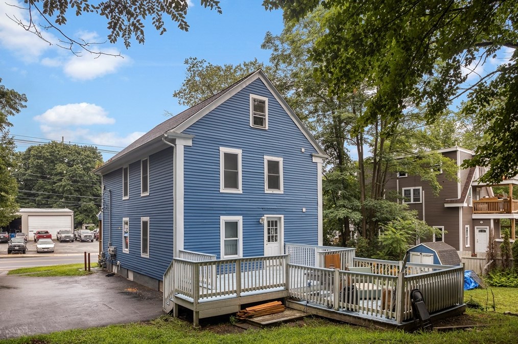 573 Somerset Ave, Taunton MA  02780-4842 exterior