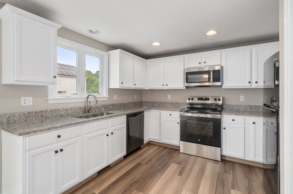 22-24 Harriet Thayer Ave, Attleboro, MA 02703