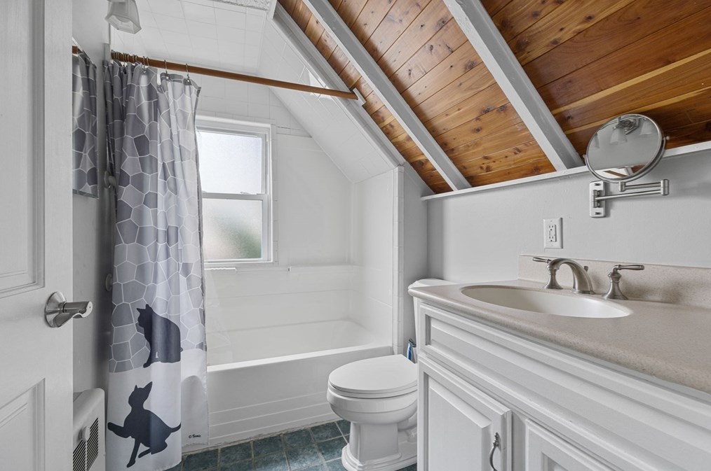 17 Lawrence St, Haverhill MA  01830-4029 exterior