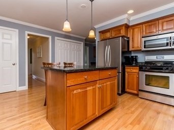 409 Lincoln St #409, Waltham, MA 02451